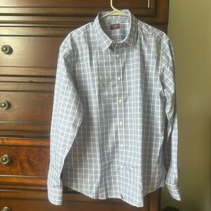 NWOT Untuck It button down shirt